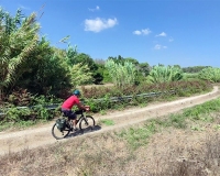 ciclista-canneto-strada-bianca-idro-otranto